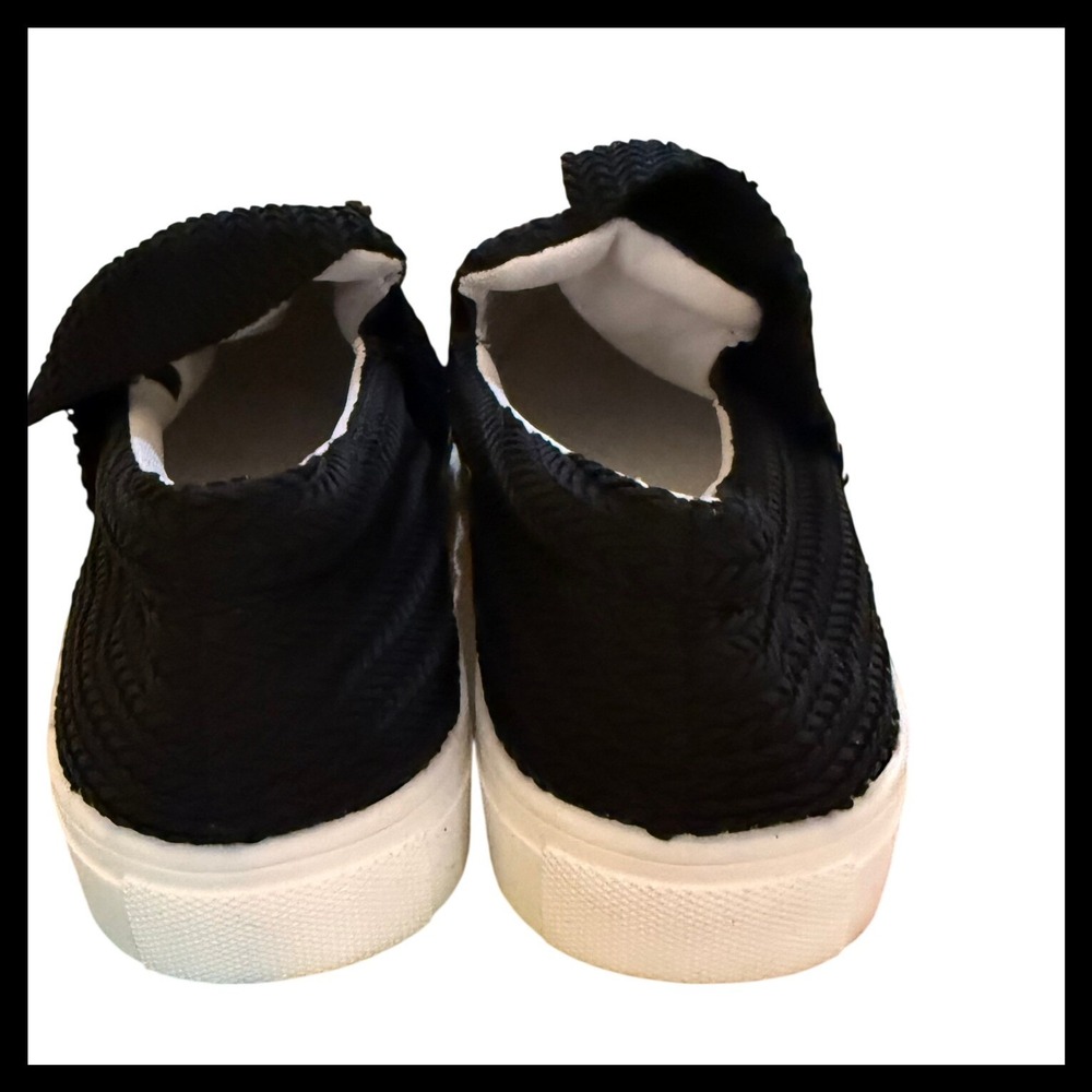 NWOT Black Knotted Bow Slip On Sneakers Women Size 41 - Picture 3 of 5